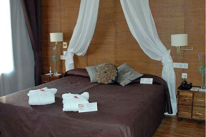 Hotel Regina Artdeco 4*